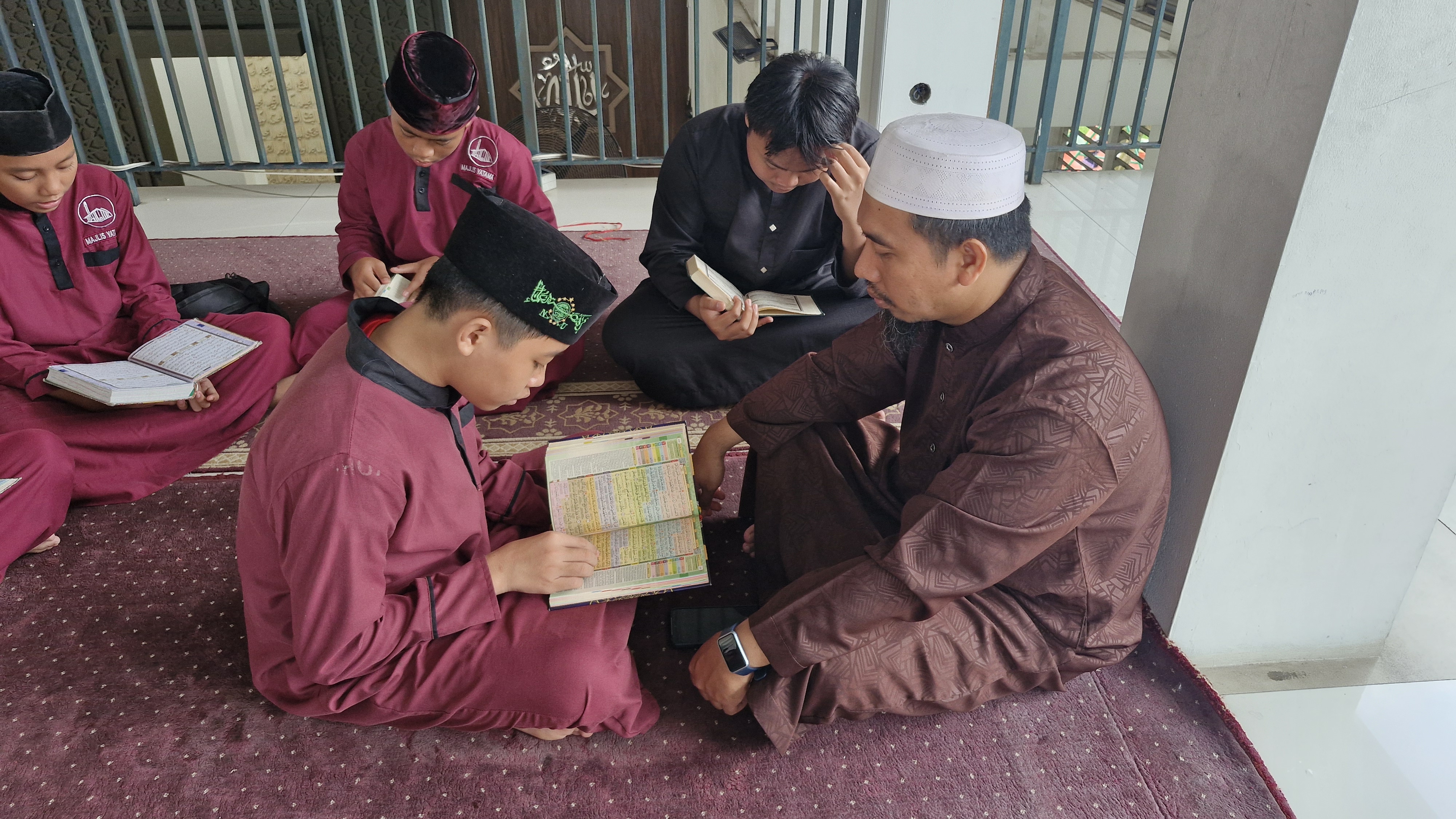 Pembinaan dan Santunan Anak Yatim Masjid Al-Amanah