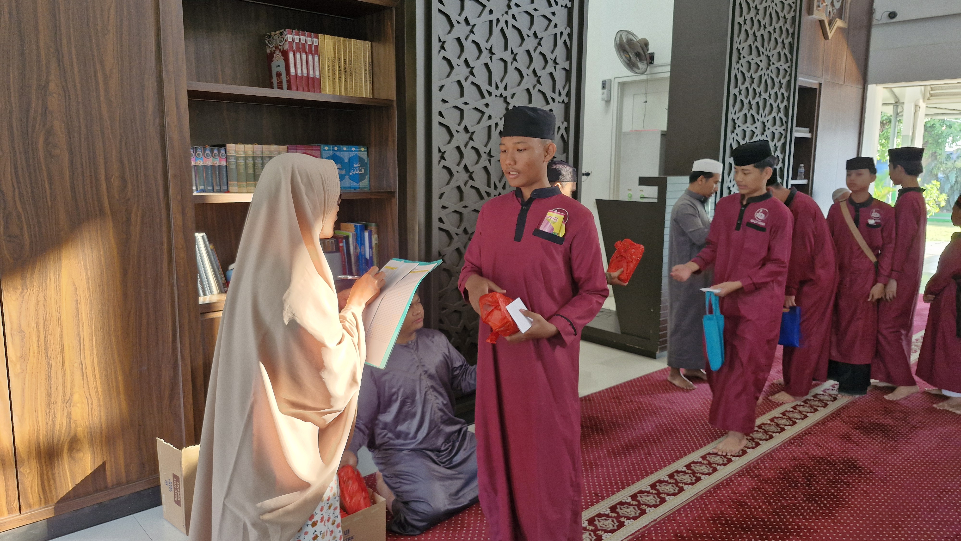 Galeri Pembinaan dan Santunan Anak Yatim Masjid Al-Amanah